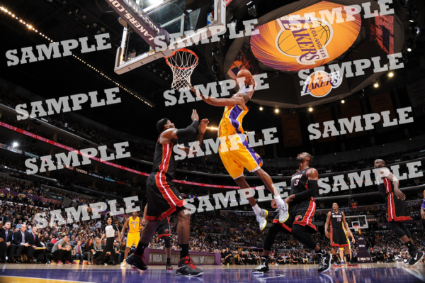 Kobe Bryant Dunking On LeBron James Photo Sample 700